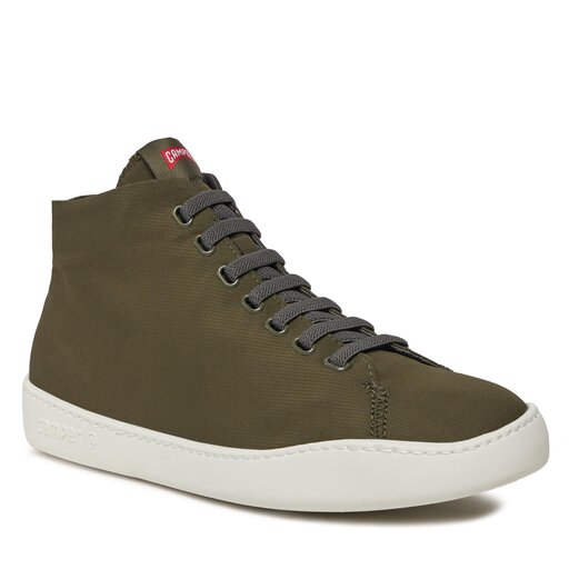 Camper escarpe