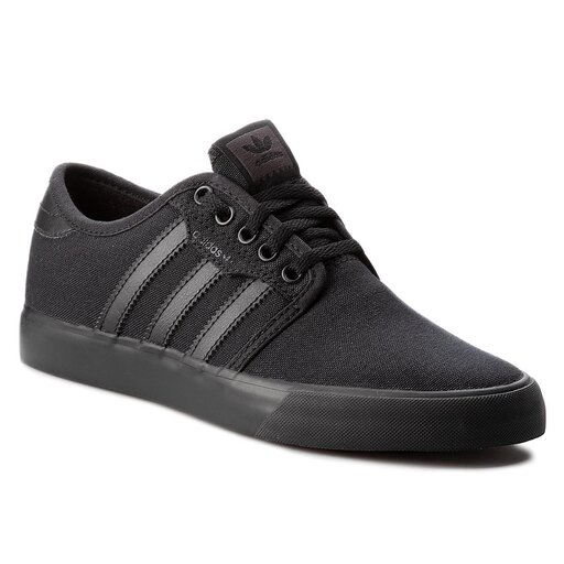 Sneakers aus Stoff adidas Seeley AQ8531 Schwarz eschuhe