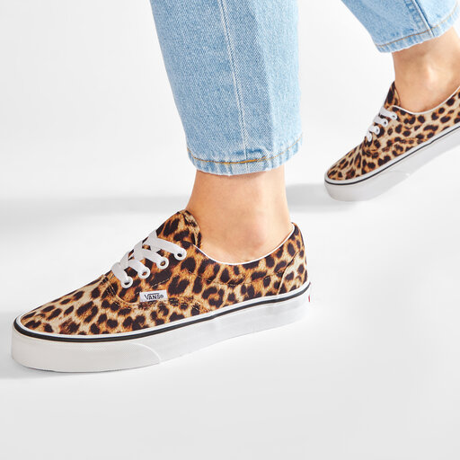 Vans top leopard era