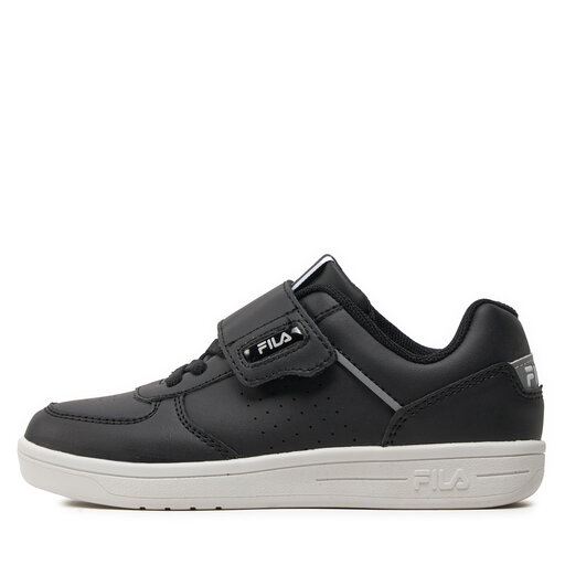 Black fila trainers junior shop