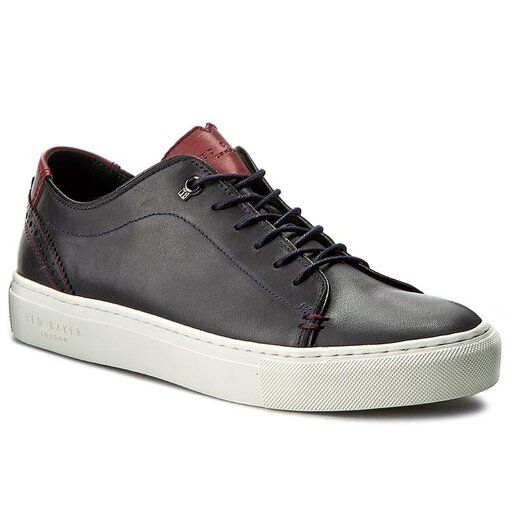 Ted baker kiing shop