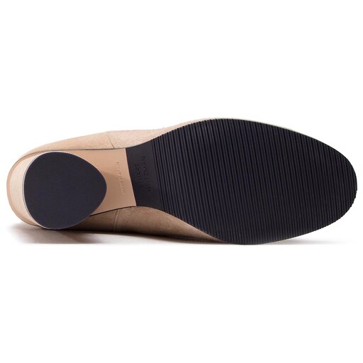 Stuart weitzman eloise 95 on sale