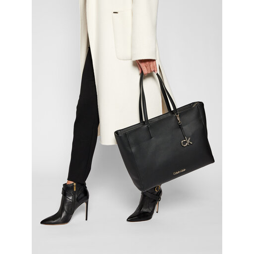 Calvin klein 2025 sided shopper