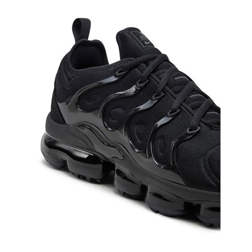 nike air vapormax plus sneakers