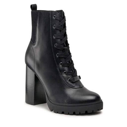 Latch deals steve madden