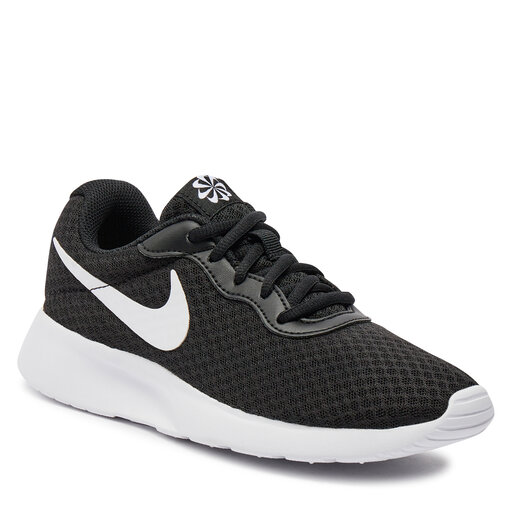 Black nike tanjun trainers 2025