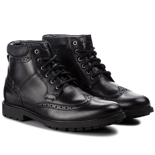 Clarks curington deals