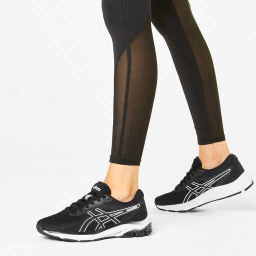 asics pulse 12 trainers