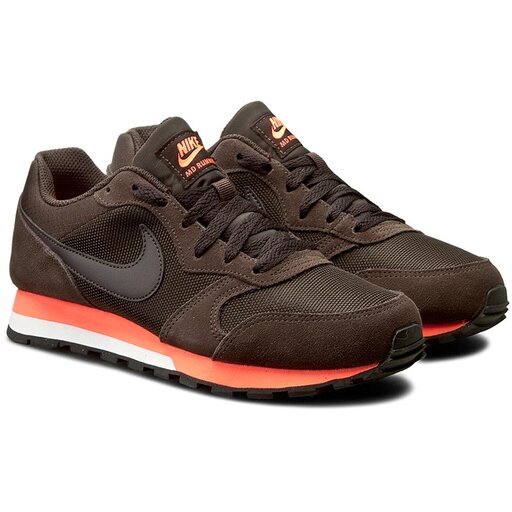 nike md runner brown