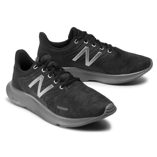 Be ecke topanky New Balance M068LK ierna eobuv.sk