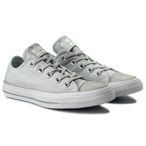 Converse 559888c 2025