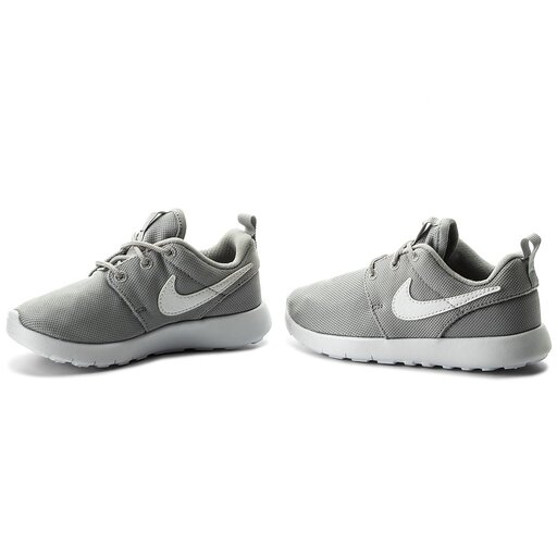 Roshe run nere e 2025 argento