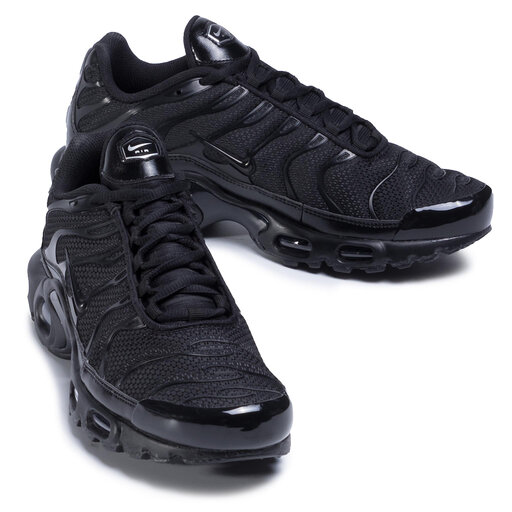 Nike air max plus black black top