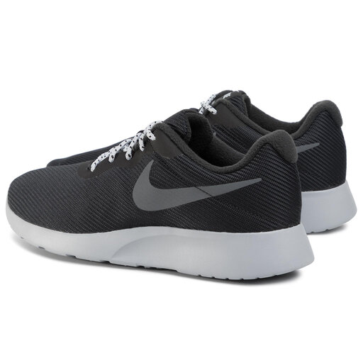 Nike ar1941 2025