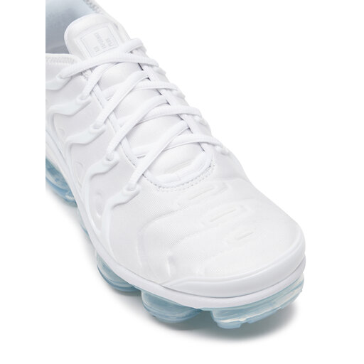 Womens white vapormax discount