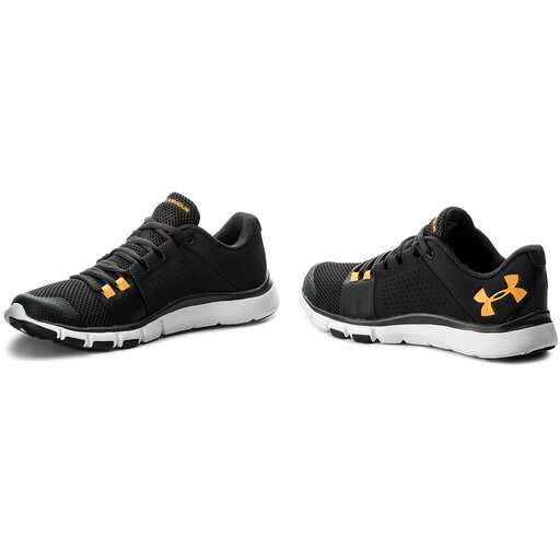 Under armour men's strive 7 sneaker online