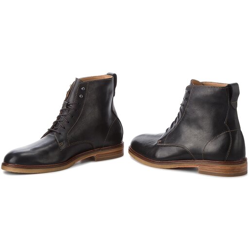 Clarks Clarkdale Rich 261362657 Black Leather epapoutsia.gr