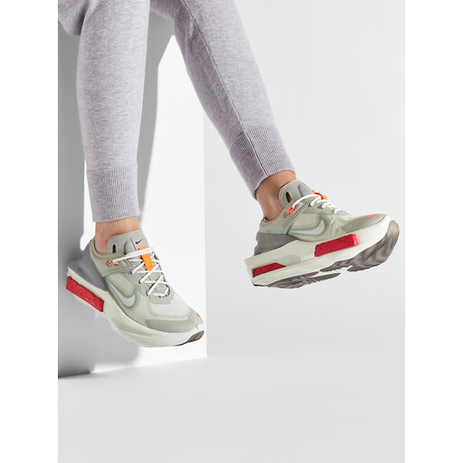 Laisvalaikio batai Nike W Nike Fontanka Edge CU1450 200 Smėlio