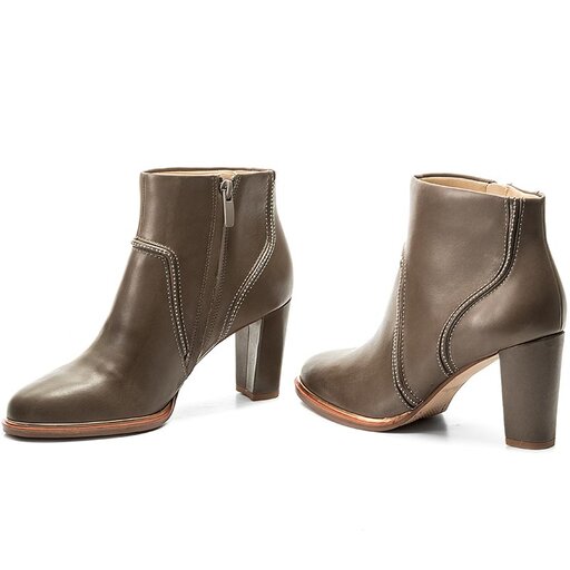 Clarks ellis on sale betty boots