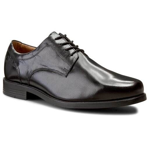 Clarks beeston cheap