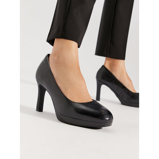 Décolleté Clarks Pavona Court 26177577 Nero