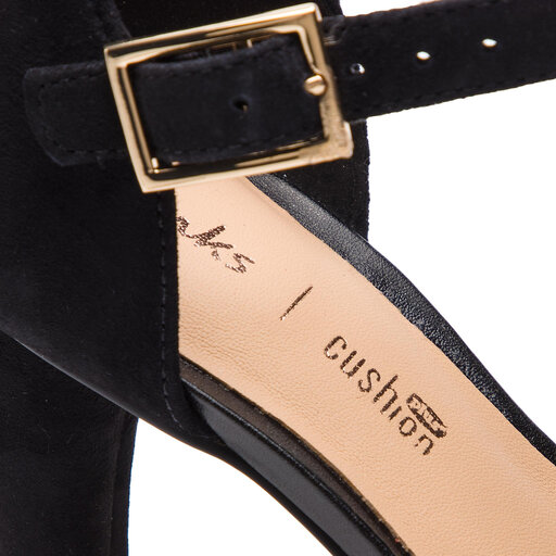 Dalia leah clarks deals