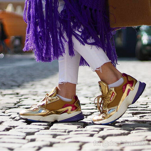 Sneakers adidas Falcon W CG6247 Or chaussures