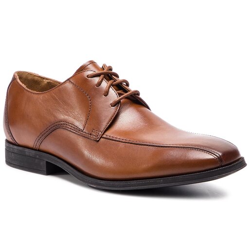 clarks bostonian commonwealth