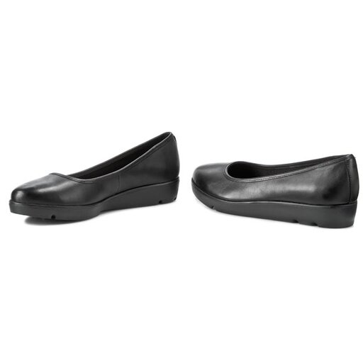 Clarks evie buzz hotsell