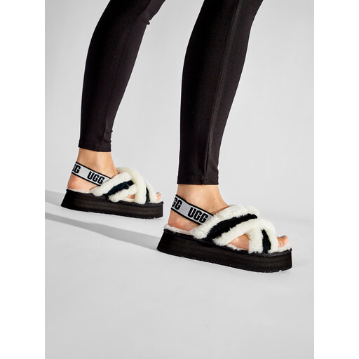 hausschuhe-ugg-w-disco-cross-