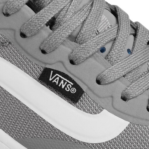 Vans on sale pro ultrarange