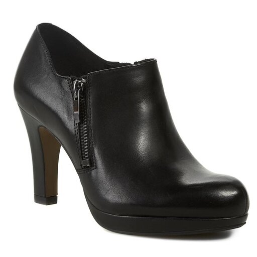 Clarks amos top kendra