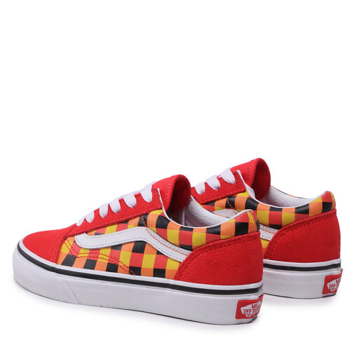Red checkerboard hotsell vans old skool