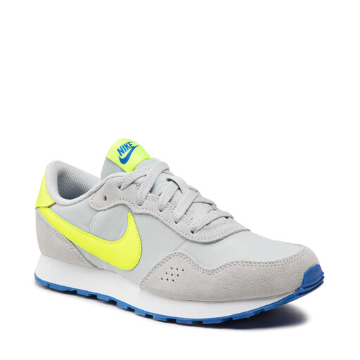 nike valiant grey