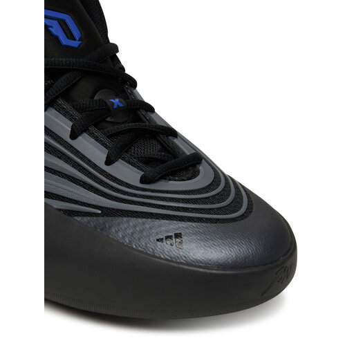 vzuttia-dlia-basketbolu-adidas