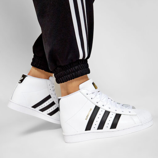 Adidas originals women's superstar sneaker 18 hotsell