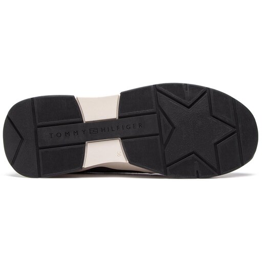 Sneakersy Tommy Hilfiger Cool Leather Debossed Sneaker FW0FW04028 St ibrna eobuv.cz
