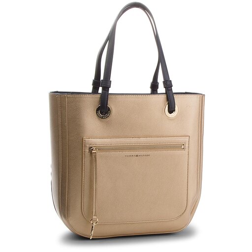 Tommy hilfiger twist hotsell tote