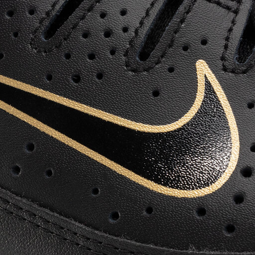Nike reax gold store