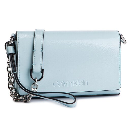 Torebka Calvin Klein Dressed Up Pouch On Chain K60K605091 458