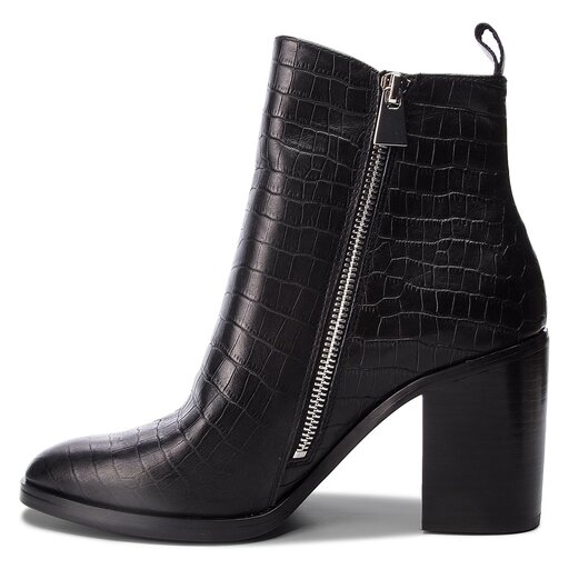 Steve madden tasha boots outlet