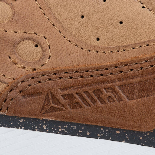Saucony azura 2025 leather s70464-1 brn