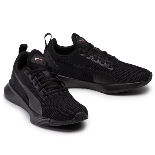 puma flyer runner black white