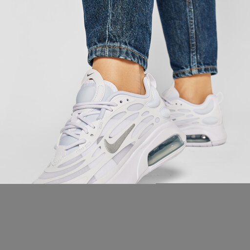 nike air max exosense on feet