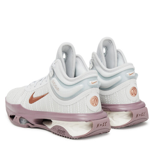 vzuttia-dlia-basketbolu-nike-