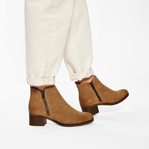 Clarks mila hot sale sky tan