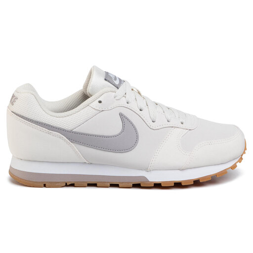 Nike md runner 2 white cheap