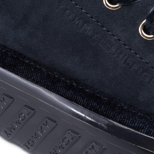 Tommy hilfiger 2025 velvet lace flatform
