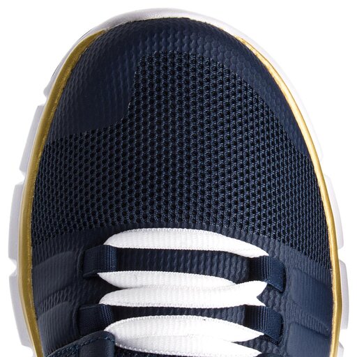 Under armour ua strive 7 nm top