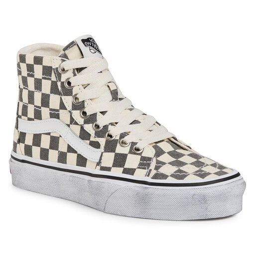 platform vans on feet